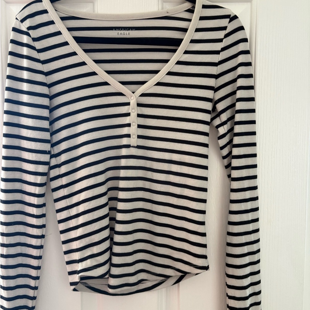 American Eagle Women's Black and White Striped Long Sleeve Henley Shirt